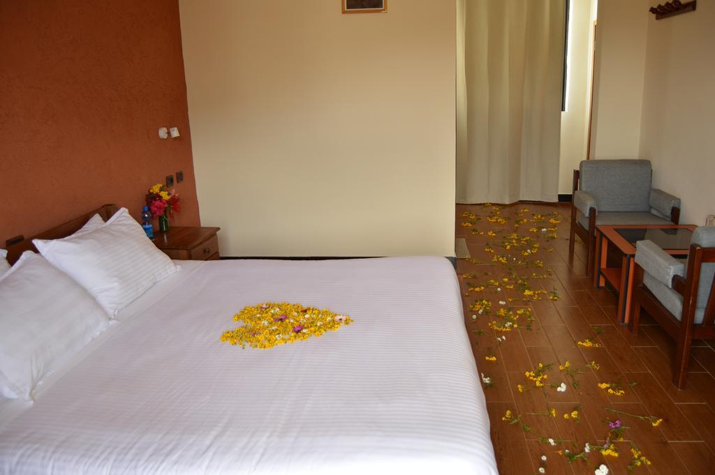 Harbe Hotel Лалибэла Экстерьер фото
