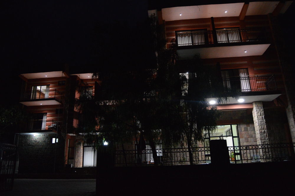 Harbe Hotel Лалибэла Экстерьер фото